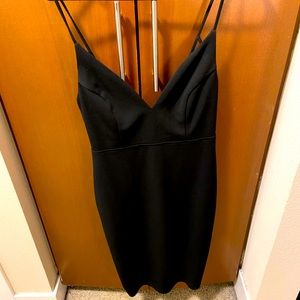 Black Windsor Black Midi Dress